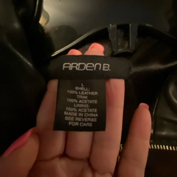 Leather jacket - Picture 3 of 5